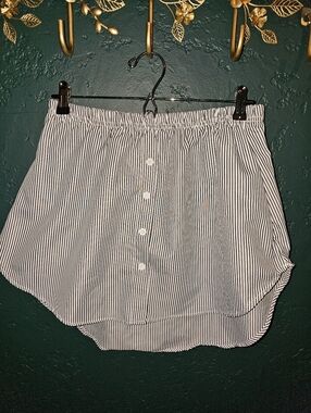 Striped Elastic Waist Button-Front Mini Skirt - Black & White